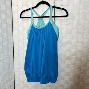 𝅺women's Teal and Blue Exercise Top SZ M Marika Tek